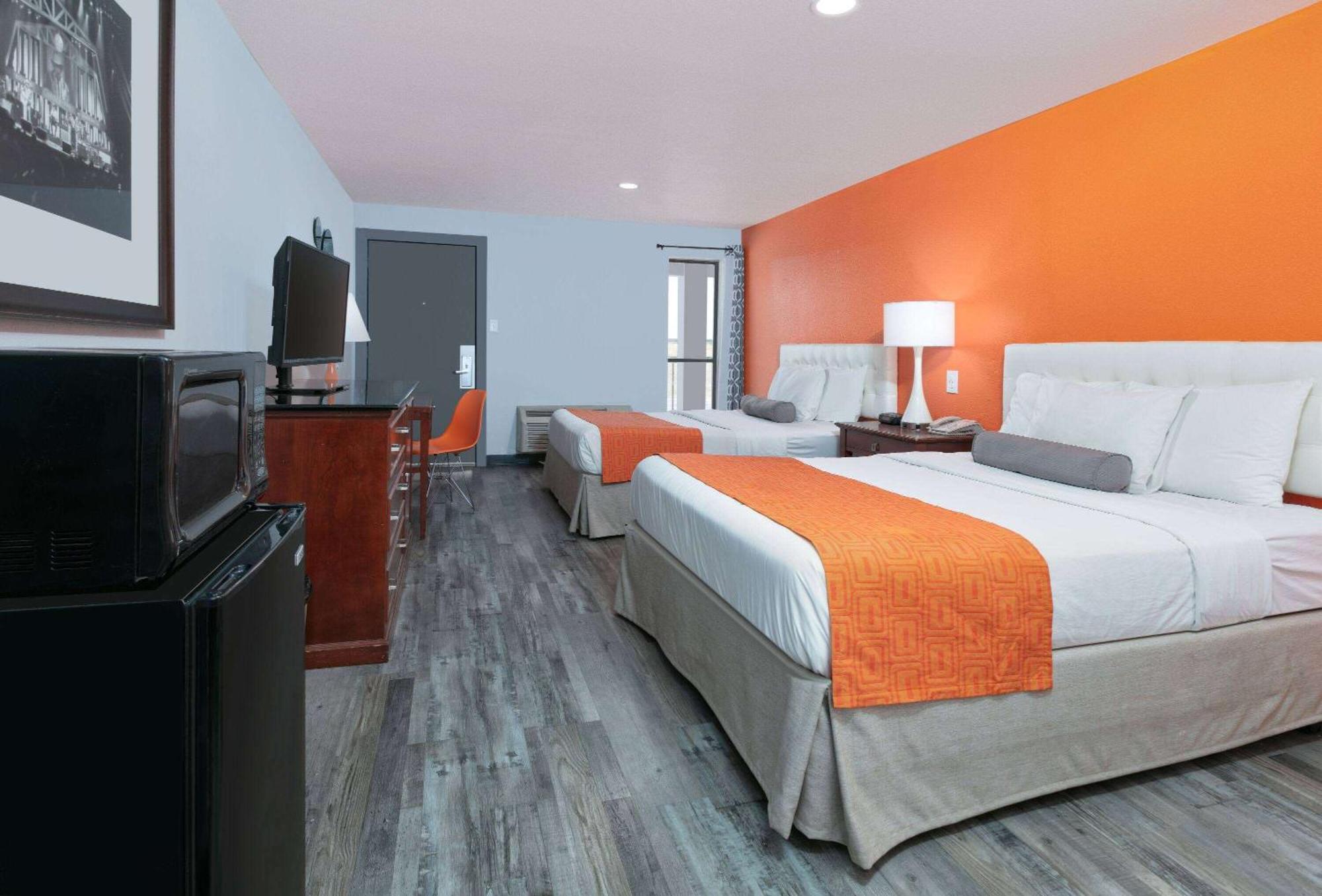 Howard Johnson By Wyndham San Marcos Exterior foto